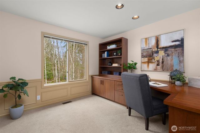 16880 SE 56th Place, Bellevue, WA 98006