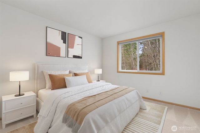 16880 SE 56th Place, Bellevue, WA 98006