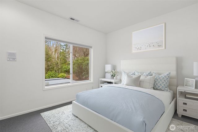 16880 SE 56th Place, Bellevue, WA 98006