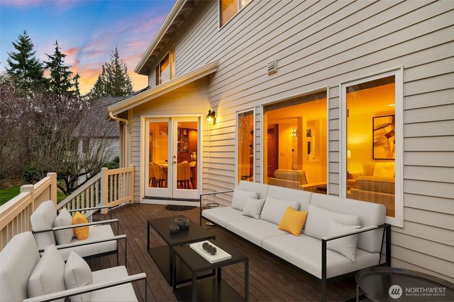 16880 SE 56th Place, Bellevue, WA 98006