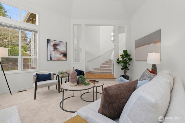 16880 SE 56th Place, Bellevue, WA 98006