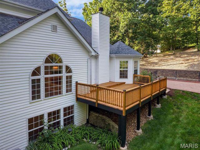 144 Cherokee Court, Pacific, MO 63069