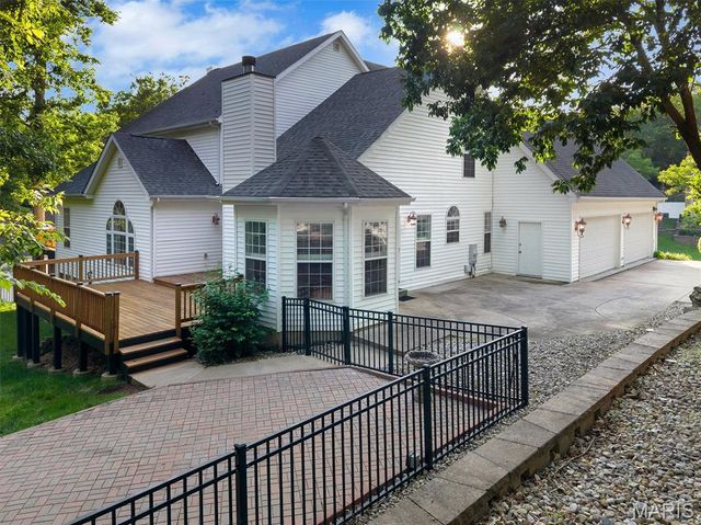 144 Cherokee Court, Pacific, MO 63069