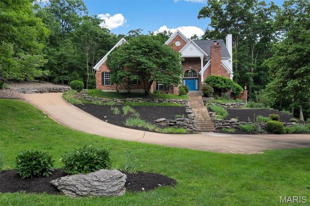 144 Cherokee Court, Pacific, MO 63069