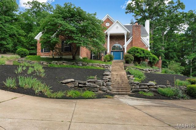 144 Cherokee Court, Pacific, MO 63069