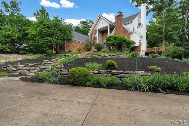 144 Cherokee Court, Pacific, MO 63069