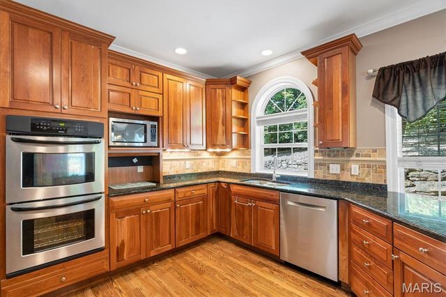 144 Cherokee Court, Pacific, MO 63069