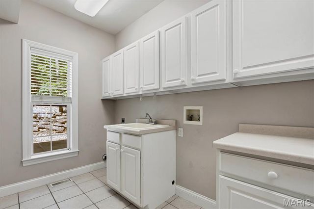 144 Cherokee Court, Pacific, MO 63069