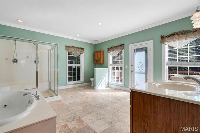 144 Cherokee Court, Pacific, MO 63069