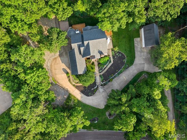 144 Cherokee Court, Pacific, MO 63069