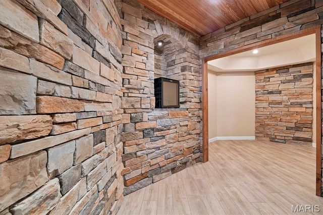 144 Cherokee Court, Pacific, MO 63069