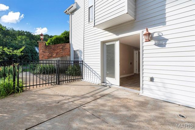 144 Cherokee Court, Pacific, MO 63069