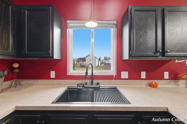 364 Prairie Run Drive, Cedar Springs, MI 49319