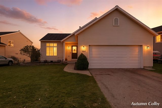 364 Prairie Run Drive, Cedar Springs, MI 49319