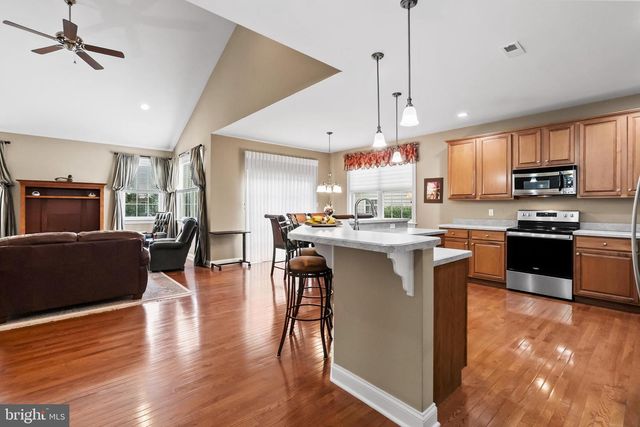 2240 WENTZ LN, Schwenksville, PA 19473