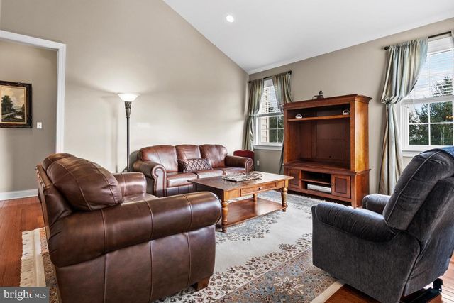 2240 WENTZ LN, Schwenksville, PA 19473