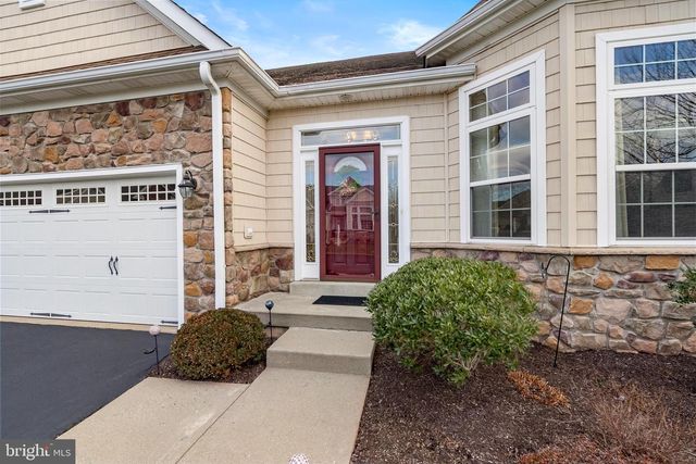 2240 WENTZ LN, Schwenksville, PA 19473