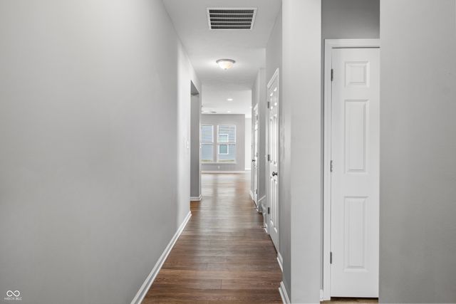 6582 Giles Boulevard, Whitestown, IN 46075