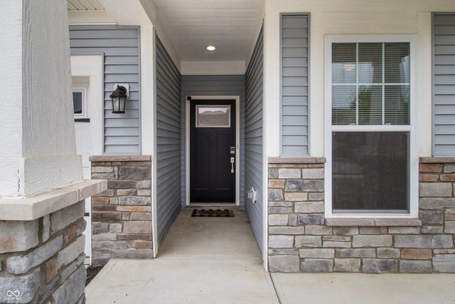 6582 Giles Boulevard, Whitestown, IN 46075
