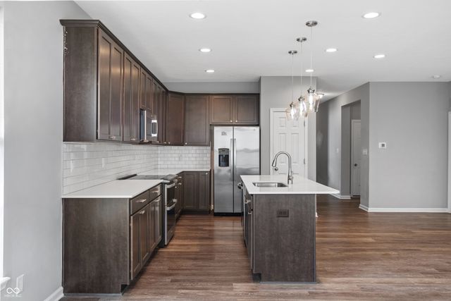 6582 Giles Boulevard, Whitestown, IN 46075