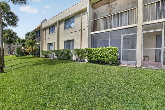 410 Lakeview Drive 103, Weston, FL 33326
