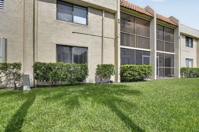 410 Lakeview Drive 103, Weston, FL 33326