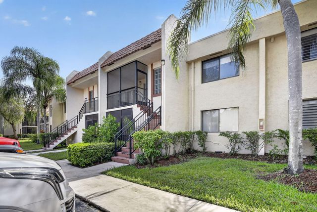 410 Lakeview Drive 103, Weston, FL 33326