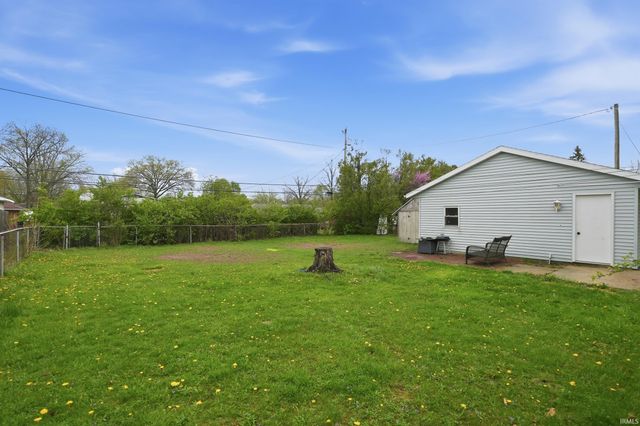 2822 Barnhart Avenue, Fort Wayne, IN 46805