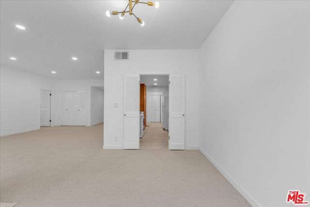 10465 Eastborne Avenue 206, Los Angeles, CA 90024