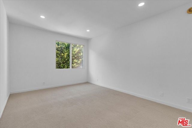 10465 Eastborne Avenue 206, Los Angeles, CA 90024