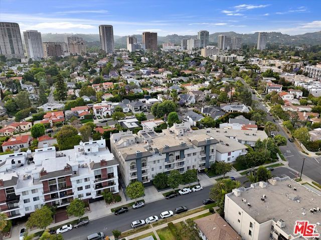 10465 Eastborne Avenue 206, Los Angeles, CA 90024