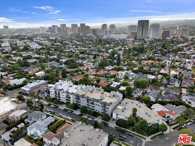 10465 Eastborne Avenue 206, Los Angeles, CA 90024