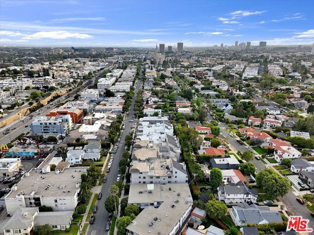 10465 Eastborne Avenue 206, Los Angeles, CA 90024