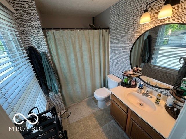 2520 Senators Way, Indianapolis, IN 46217