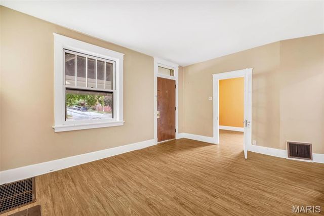 2312 Bellevue Avenue, Maplewood, MO 63143