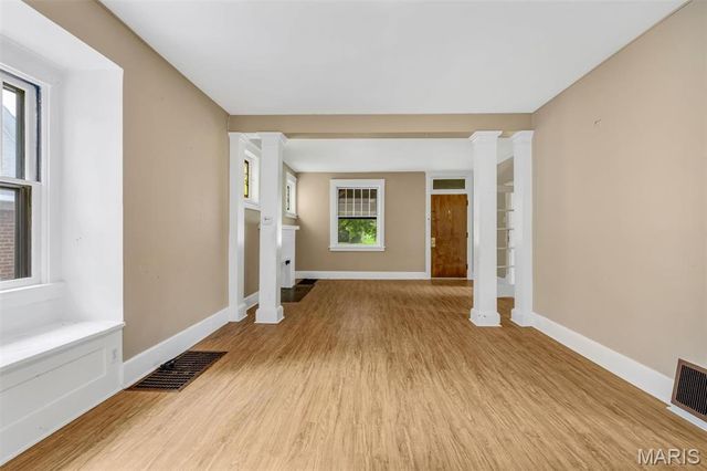 2312 Bellevue Avenue, Maplewood, MO 63143