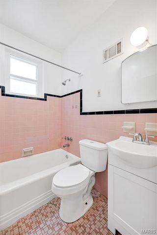 2312 Bellevue Avenue, Maplewood, MO 63143