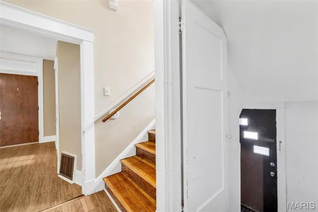 2312 Bellevue Avenue, Maplewood, MO 63143
