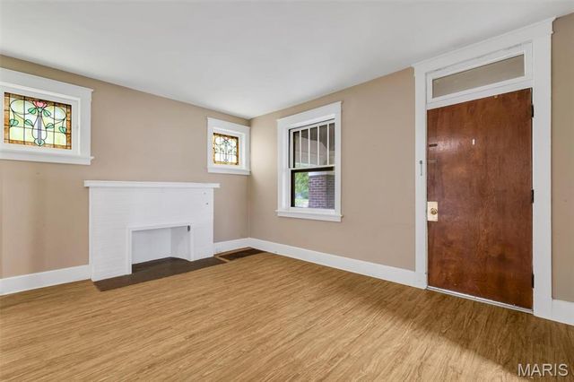 2312 Bellevue Avenue, Maplewood, MO 63143