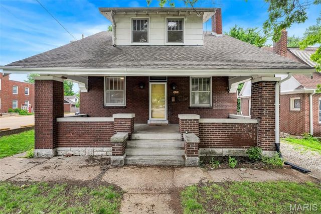 2312 Bellevue Avenue, Maplewood, MO 63143