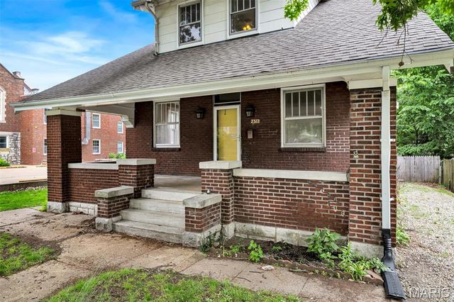 2312 Bellevue Avenue, Maplewood, MO 63143