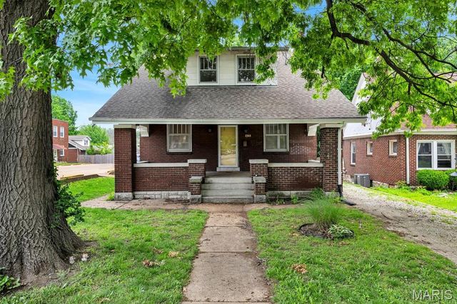 2312 Bellevue Avenue, Maplewood, MO 63143