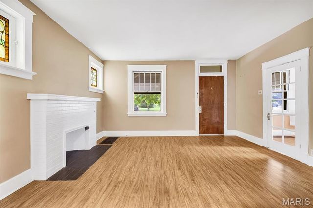 2312 Bellevue Avenue, Maplewood, MO 63143