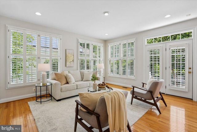 311 WATKINS CIR, Rockville, MD 20850