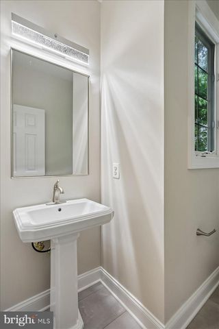 311 WATKINS CIR, Rockville, MD 20850