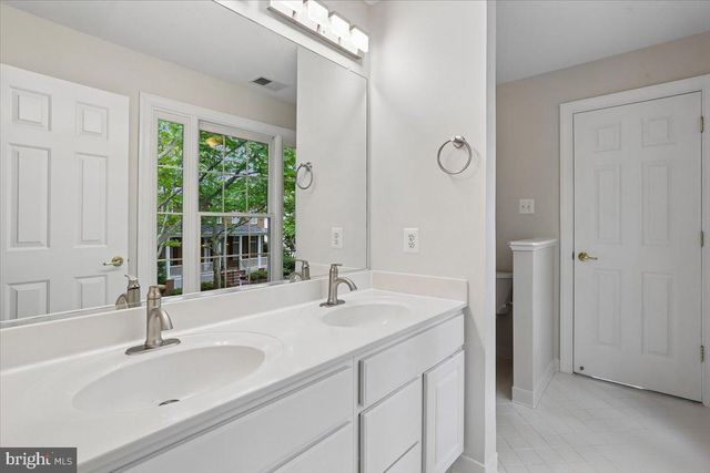 311 WATKINS CIR, Rockville, MD 20850