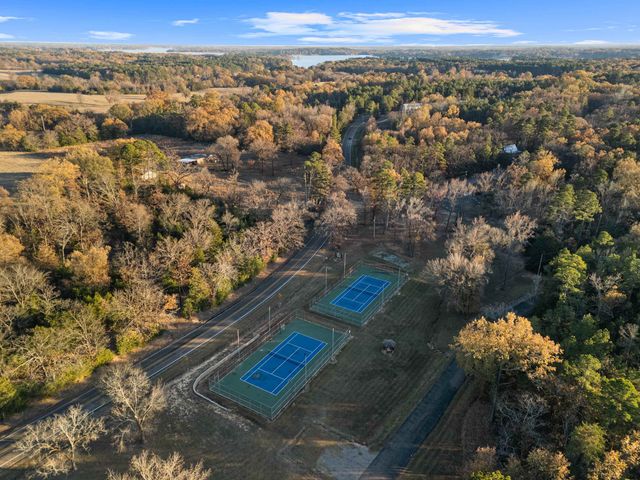 38 Twisted Trail, Mount Vernon, TX 75457