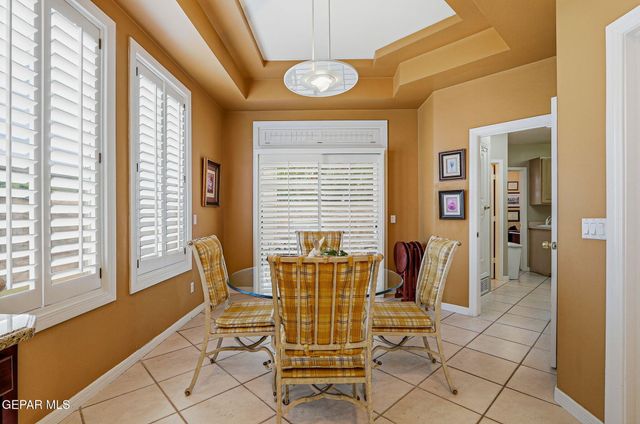 5806 DIAMOND POINT Circle, El Paso, TX 79912