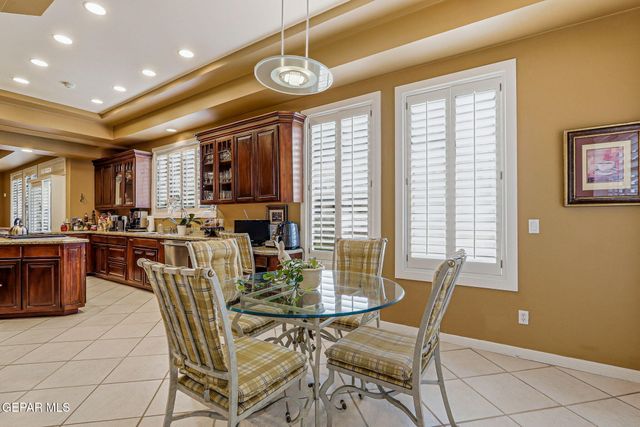 5806 DIAMOND POINT Circle, El Paso, TX 79912
