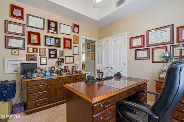 5806 DIAMOND POINT Circle, El Paso, TX 79912